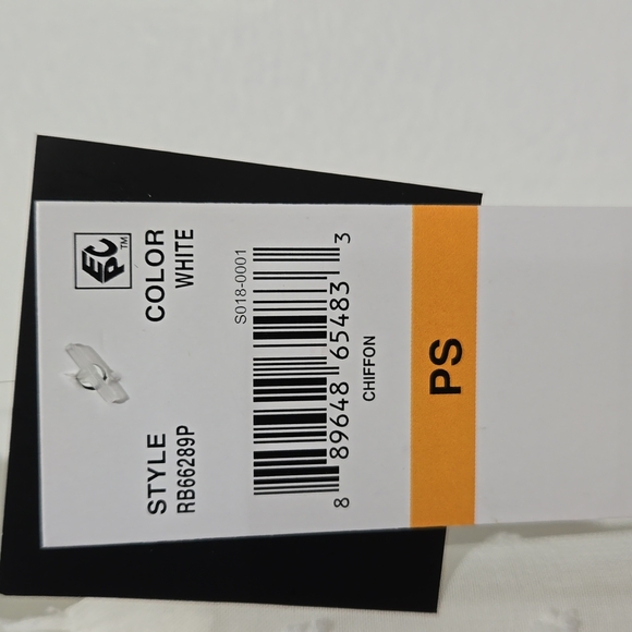 ROBBIE BEE PETITE V NECK CHIFFON SHORT SLEEVE FIT AND FLARE DRESS  PS OFF WHITE - Picture 13 of 15